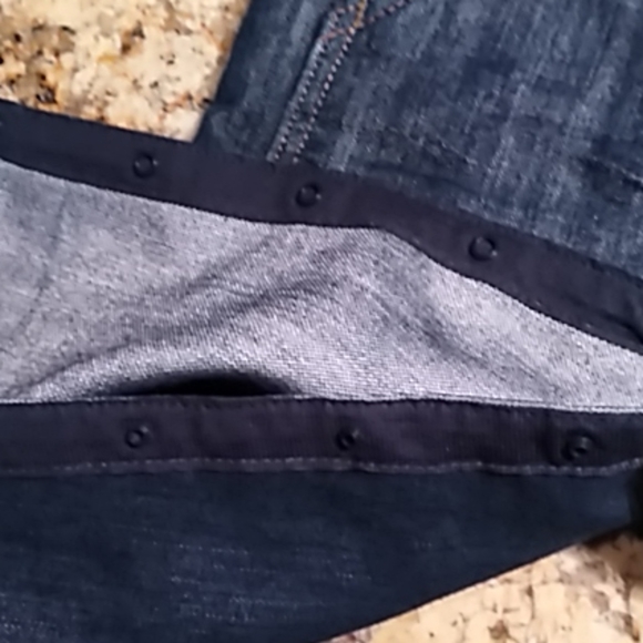 Denim - Picture 4 of 8